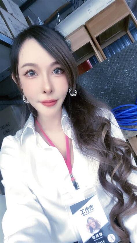 翁雨娃娃