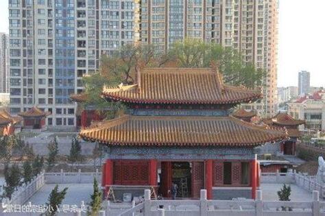 廟前廟後