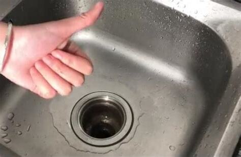 廚房水池堵了