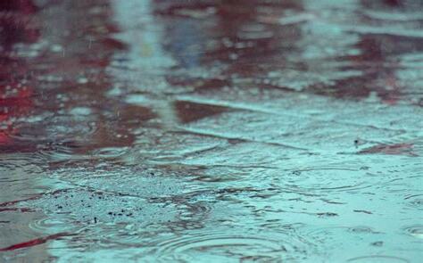 雨天圖