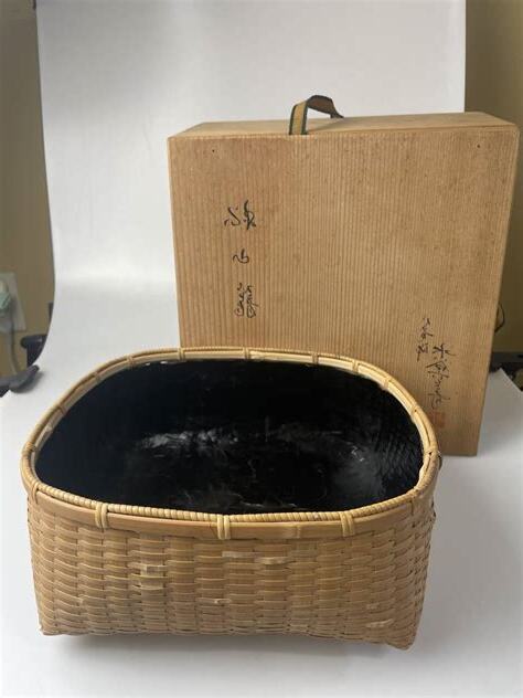 茶煙籠白榻