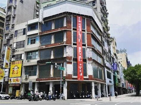 怎樣掛紅布
