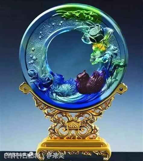 琉璃是什麼意思