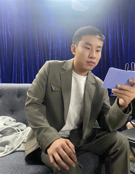 徐志皓父母