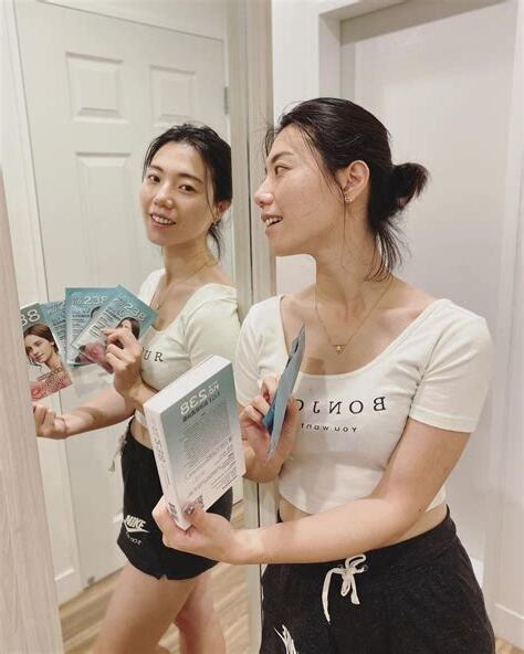 譚伊倫年紀