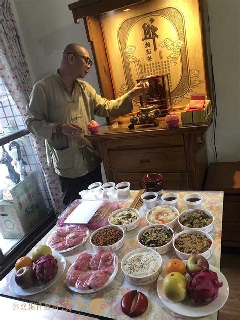 往生三年祭拜