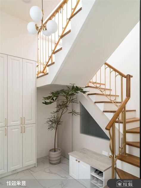 透天樓梯間設計