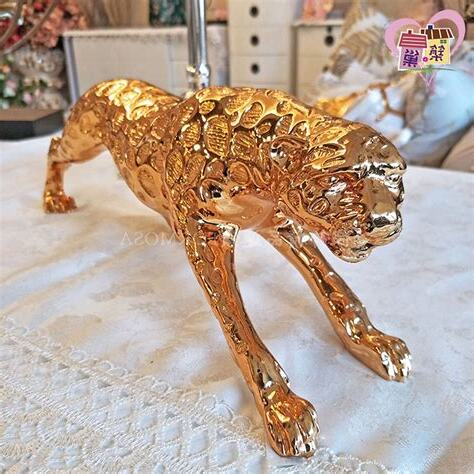 金錢豹擺飾