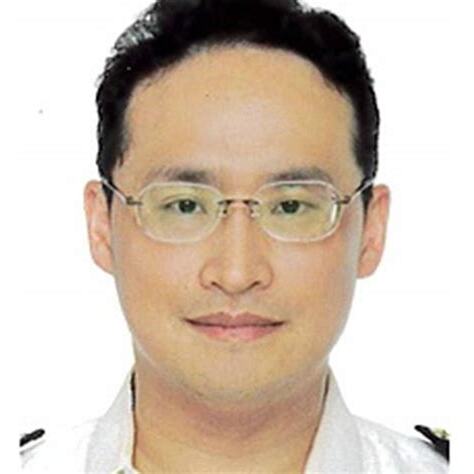 施銘朗醫師評價