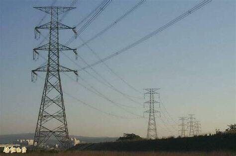 高壓電桿