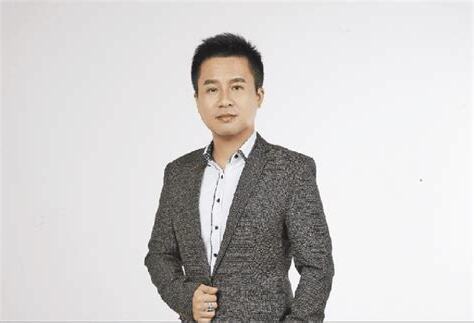 李奕農