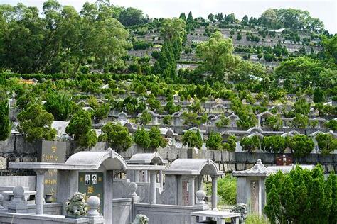 大鵬灣墓園