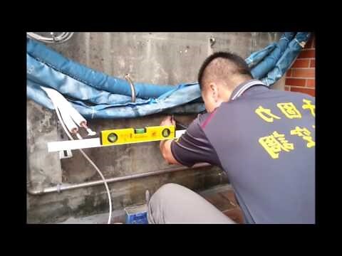 門上裝冷氣