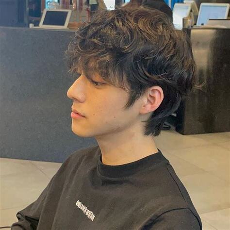 男生頭髮2023