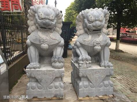 石獅子擺放