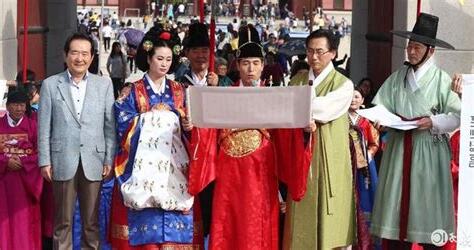 宣讀聖旨