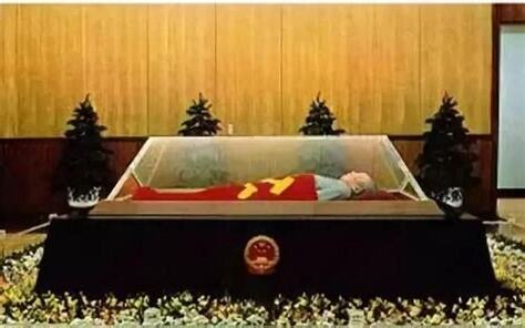 毛主席紀念堂遺體