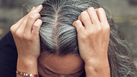 額頭長白毛可以拔嗎