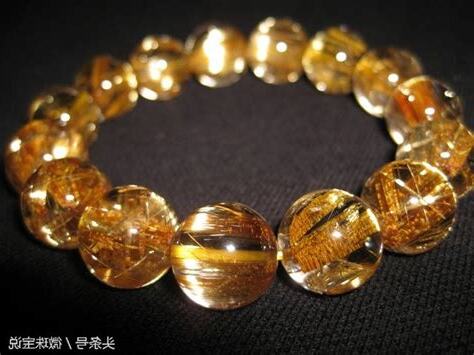 屬金的水晶