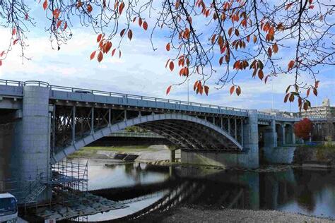 有橋