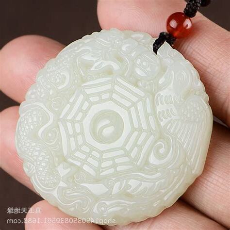 八卦玉佩作用