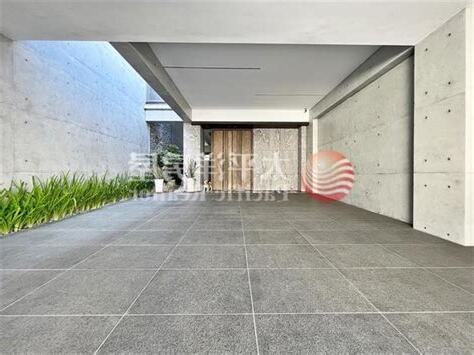 坐南朝北賺錢穩達達