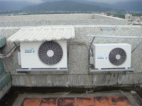一樓冷氣室外機