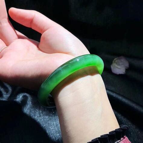 碧玉寒冰解釋