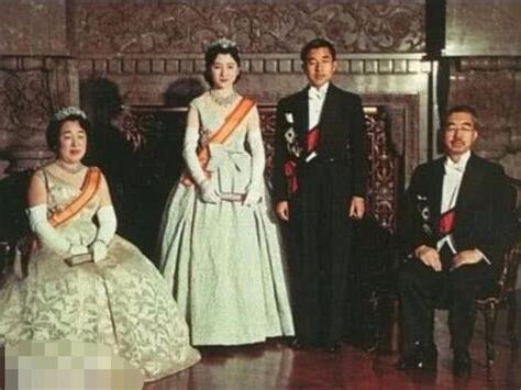 蔣緯國生母