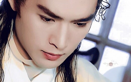 桃花眼男
