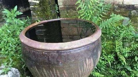 門口放水缸