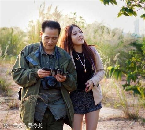 父親去世女兒要做什麼