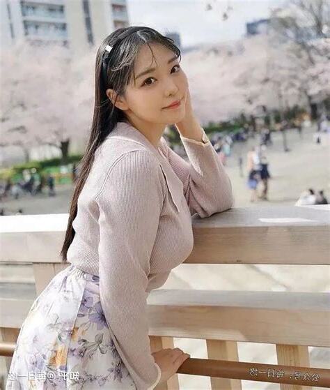 戀淵桃奈