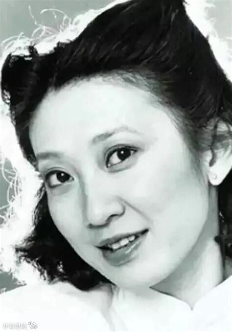 施信毓師生戀