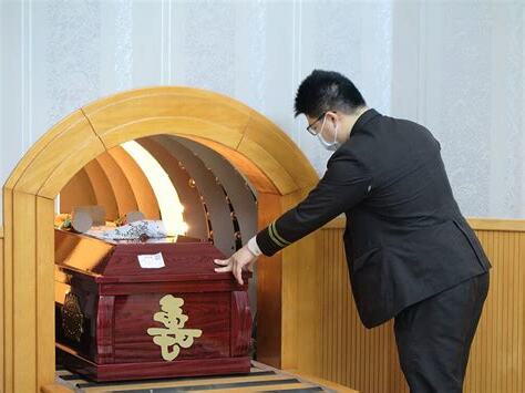 火化陪葬品