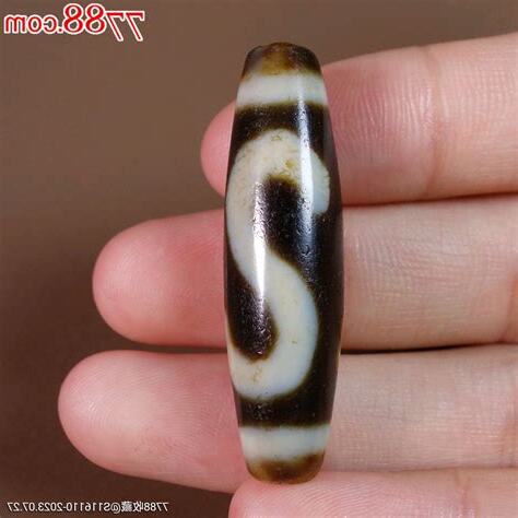 金钱勾天珠寓意