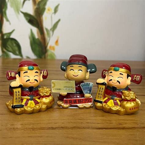財神爺公仔擺放