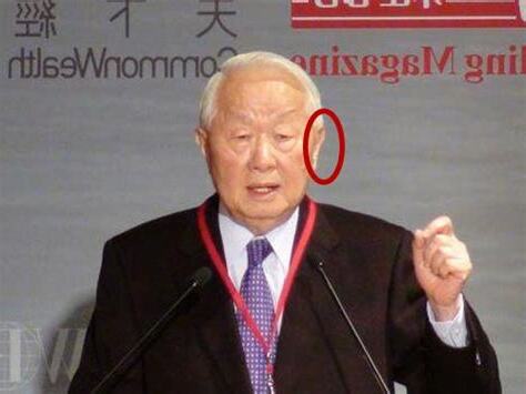 貼腦耳名人