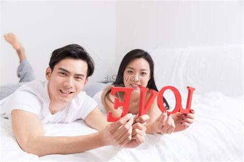 夫妻牀