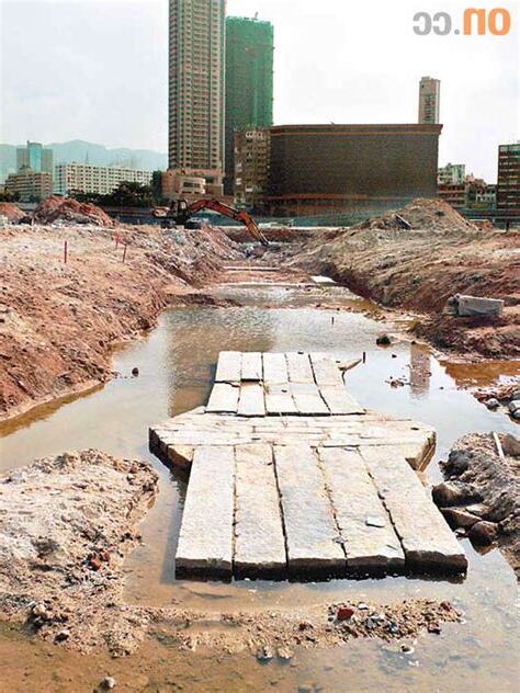 龍津石橋