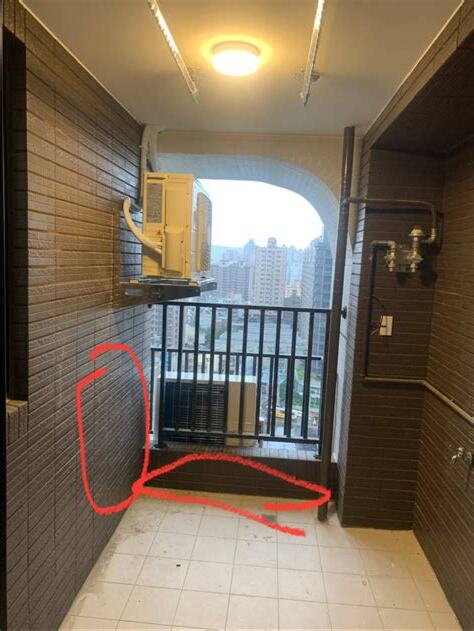 冷氣室外機陽台