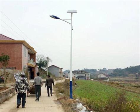 路燈在家門口
