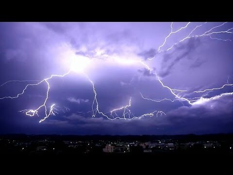 晴天打雷