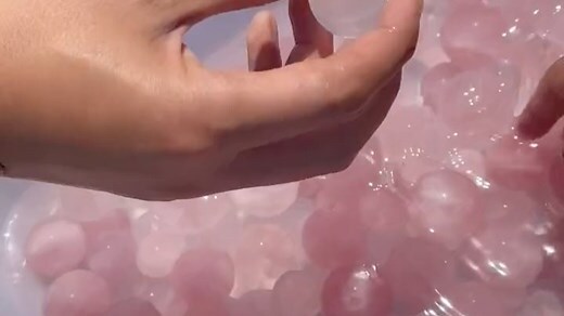 粉水晶球