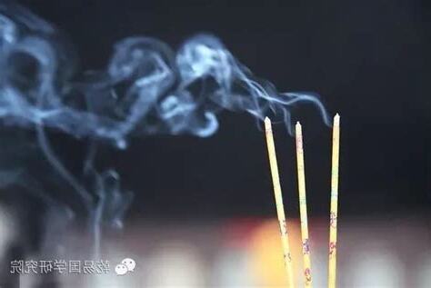 三柱香的意思