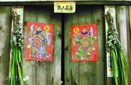 門前掛勾風水
