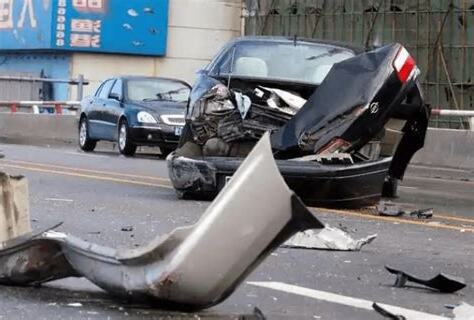 夢到別人車禍流血