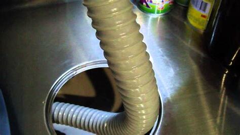 流理台底下漏水