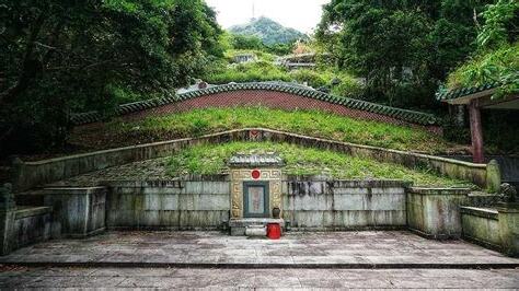 孫母墓