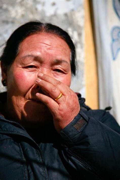鼻煙膠捲